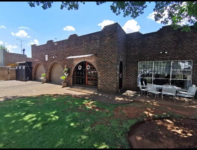 3 BEDROOM HOUSE FOR SALE IN MEYERTON CENTRAL